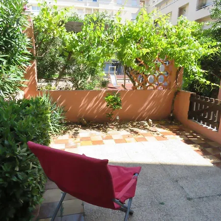 Apartmán T2 Climatise Avec Jardin, Parking Inclus - Fr-1-472-222